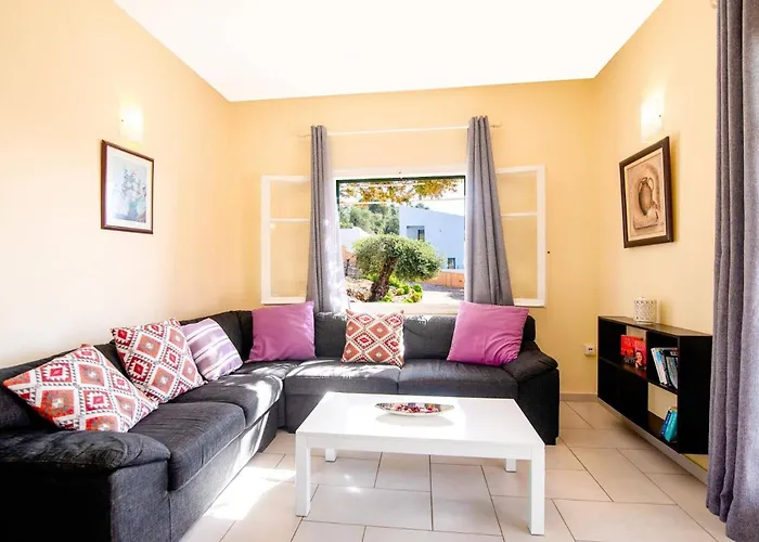 Kiki By Nisaki (Corfu)